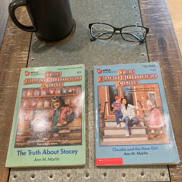 The Baby Sitters Club • Set of 2 Series Books - Picture 9 of 9